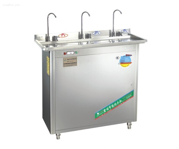 IC卡飲水機(jī)-刷卡飲水機(jī)-自助飲水機(jī)-校園飲水機(jī)-感應(yīng)卡飲水機(jī)-飲水機(jī)ic卡控制器ＩＣ飲水機(jī)，學(xué)生直飲水、學(xué)校直飲水、學(xué)生直飲水 data-cke-saved-src="/UploadFiles/chanpin_UploadFiles_7571/200707/20070731113003710.jpg" src="/UploadFiles/chanpin_UploadFiles_7571/200707/20070731113003710.jpg"